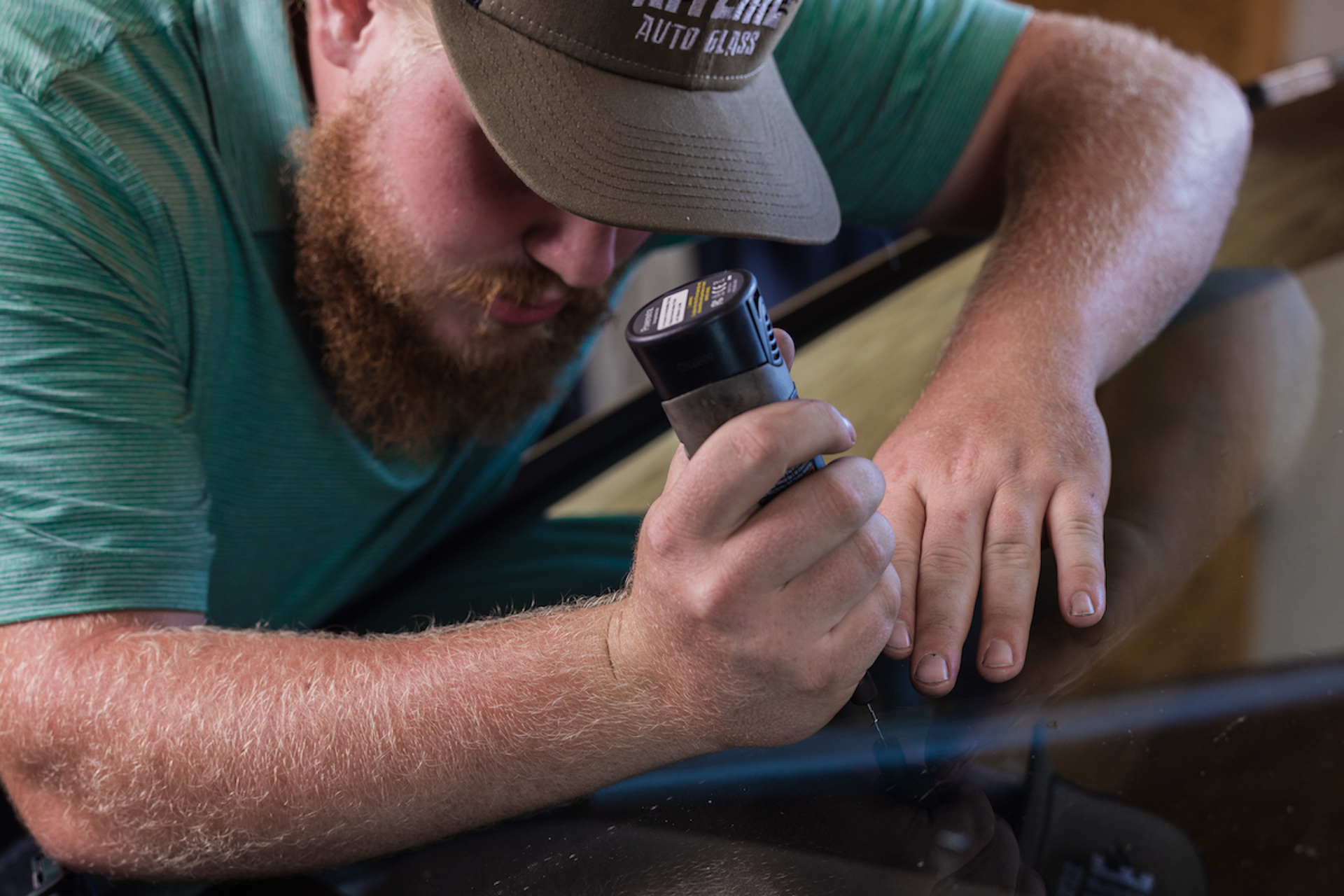Repairing a windshield